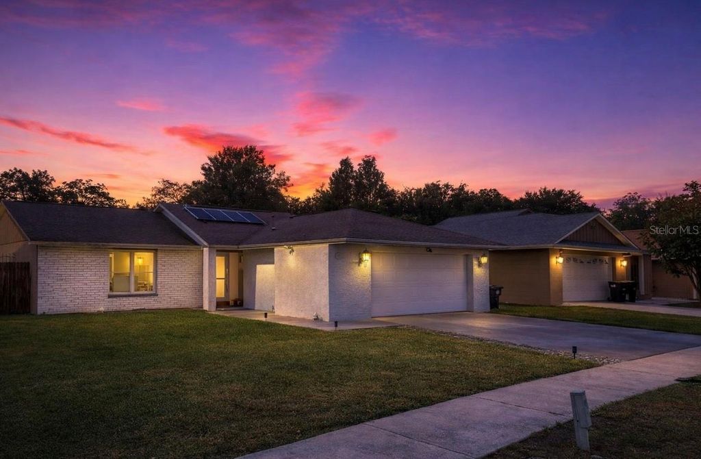 Photo of 2217 Paprika Drive, Orlando, FL 32837 (MLS # S5144905)