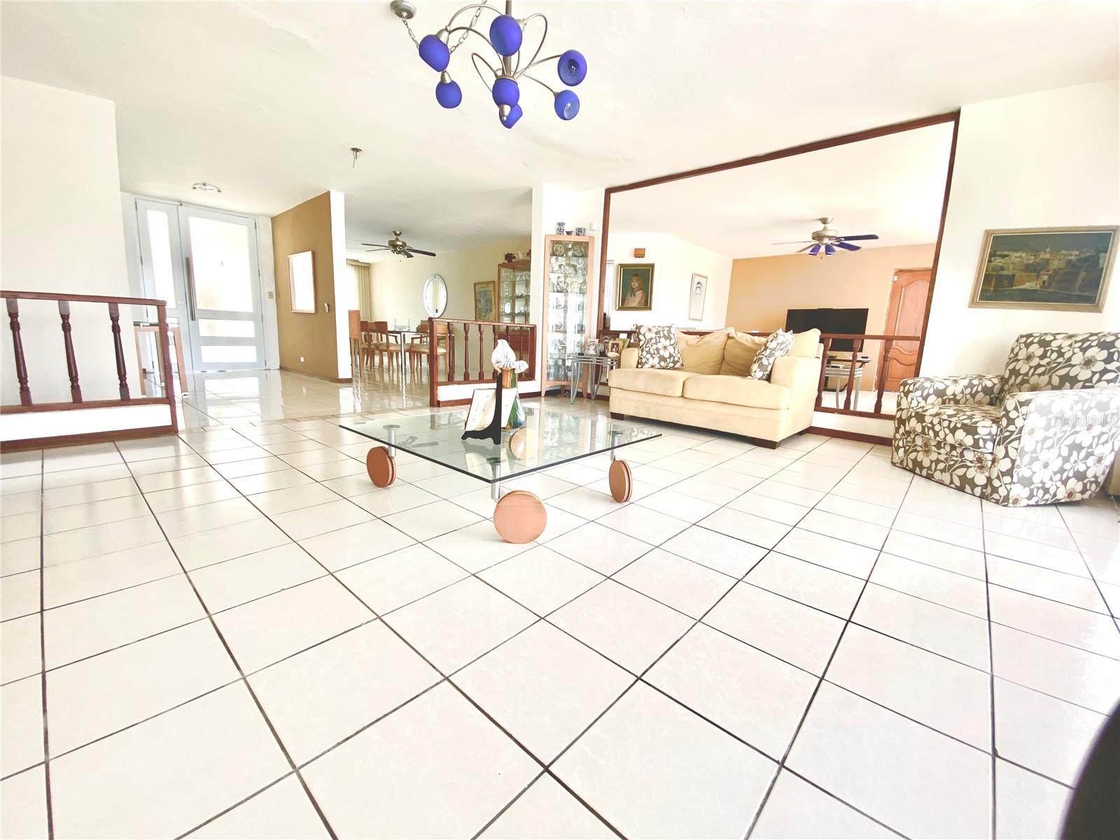 ADMINISTRACION VISTAMAR MARINA ESTE - Residential