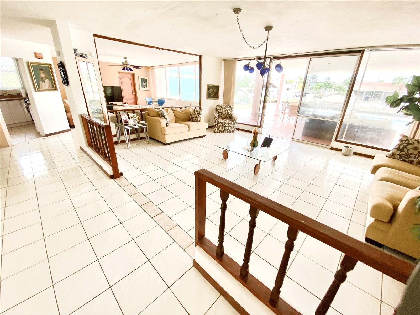 ADMINISTRACION VISTAMAR MARINA ESTE - Residential