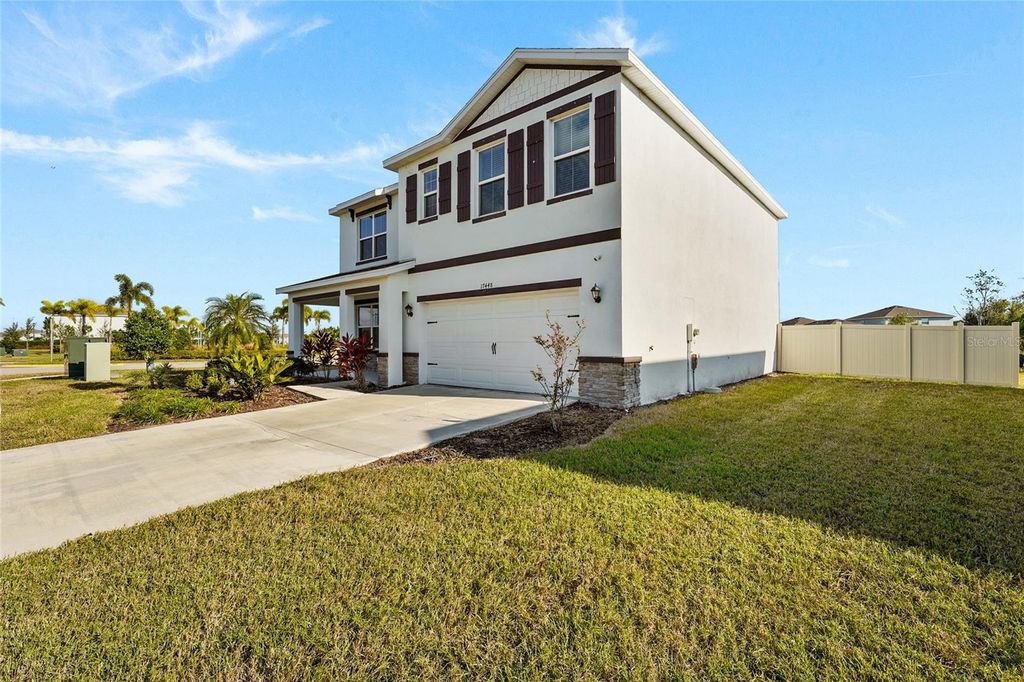 Photo of 17448 Harvest Moon Way, Bradenton, FL 34211 (MLS # A4670281)