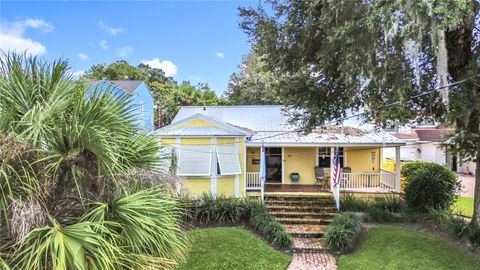 Photo of 1611 Delaney Avenue, Orlando, FL 32806 (MLS # O6357518)