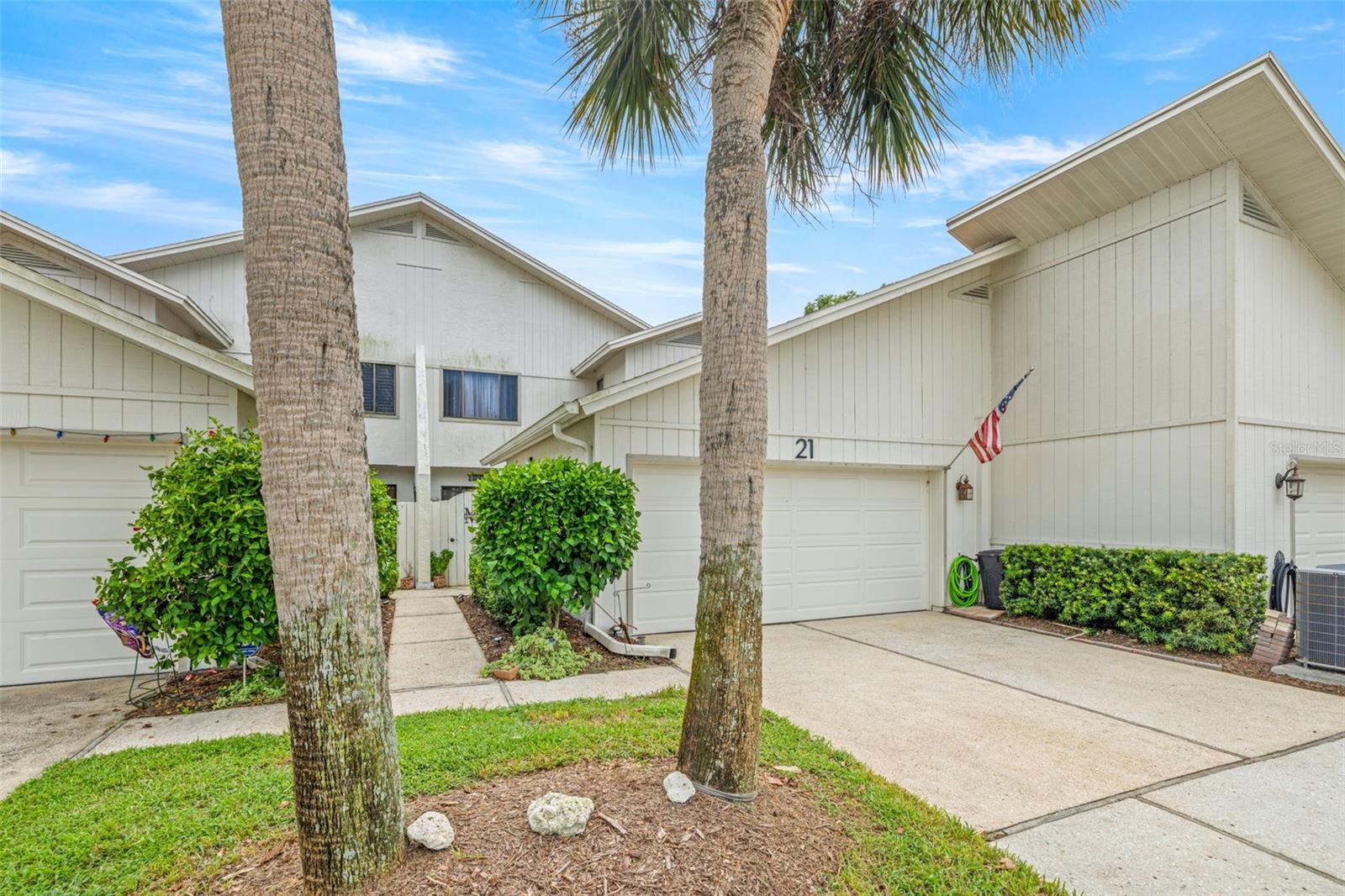 468 LAKEVIEW DRIVE 21