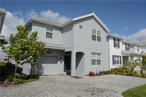 Photo of 4775 Kings Castle Circle, Kissimmee, FL 34746 (MLS # O6407456)