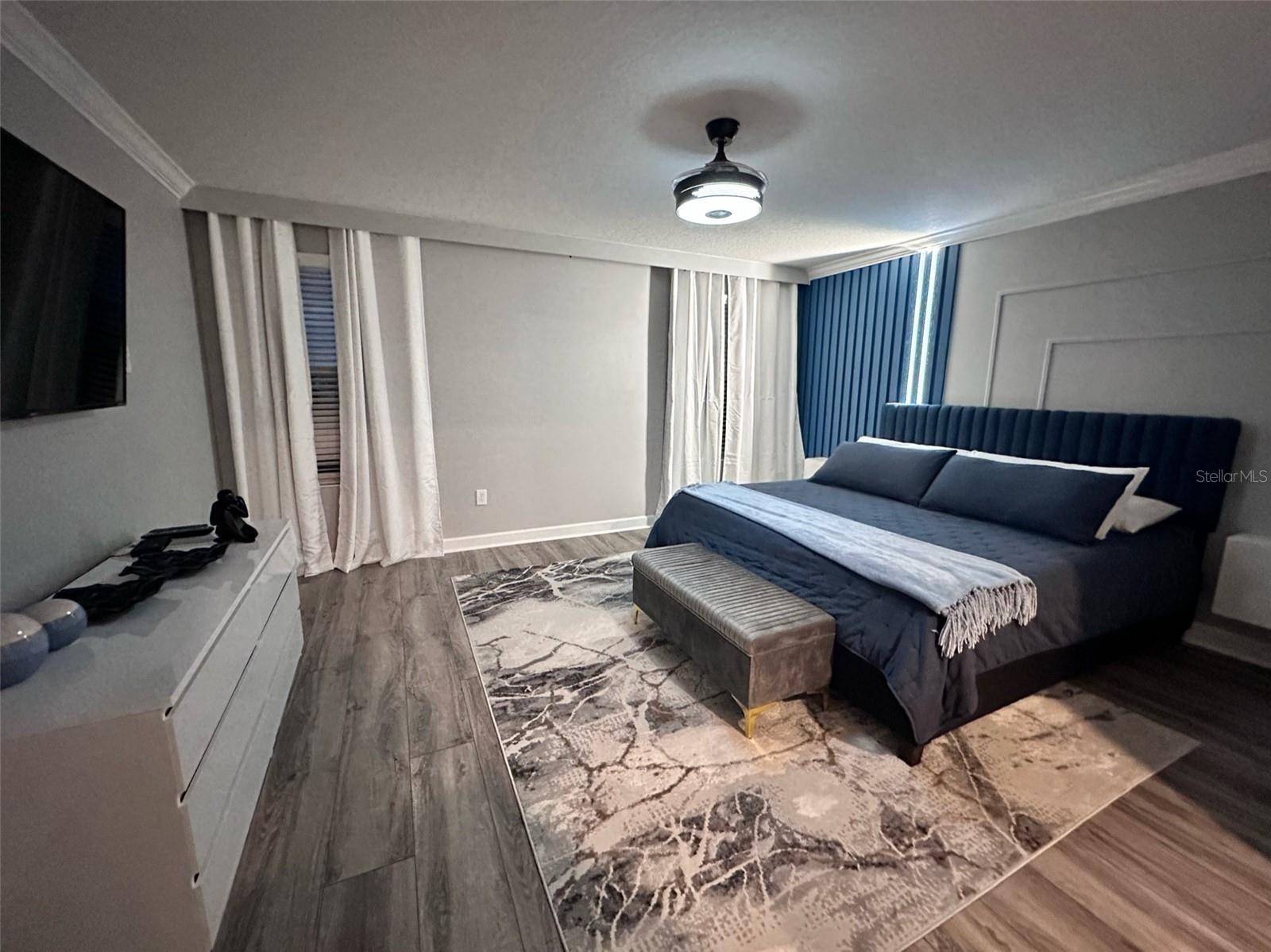 STOREY LAKE - Residential