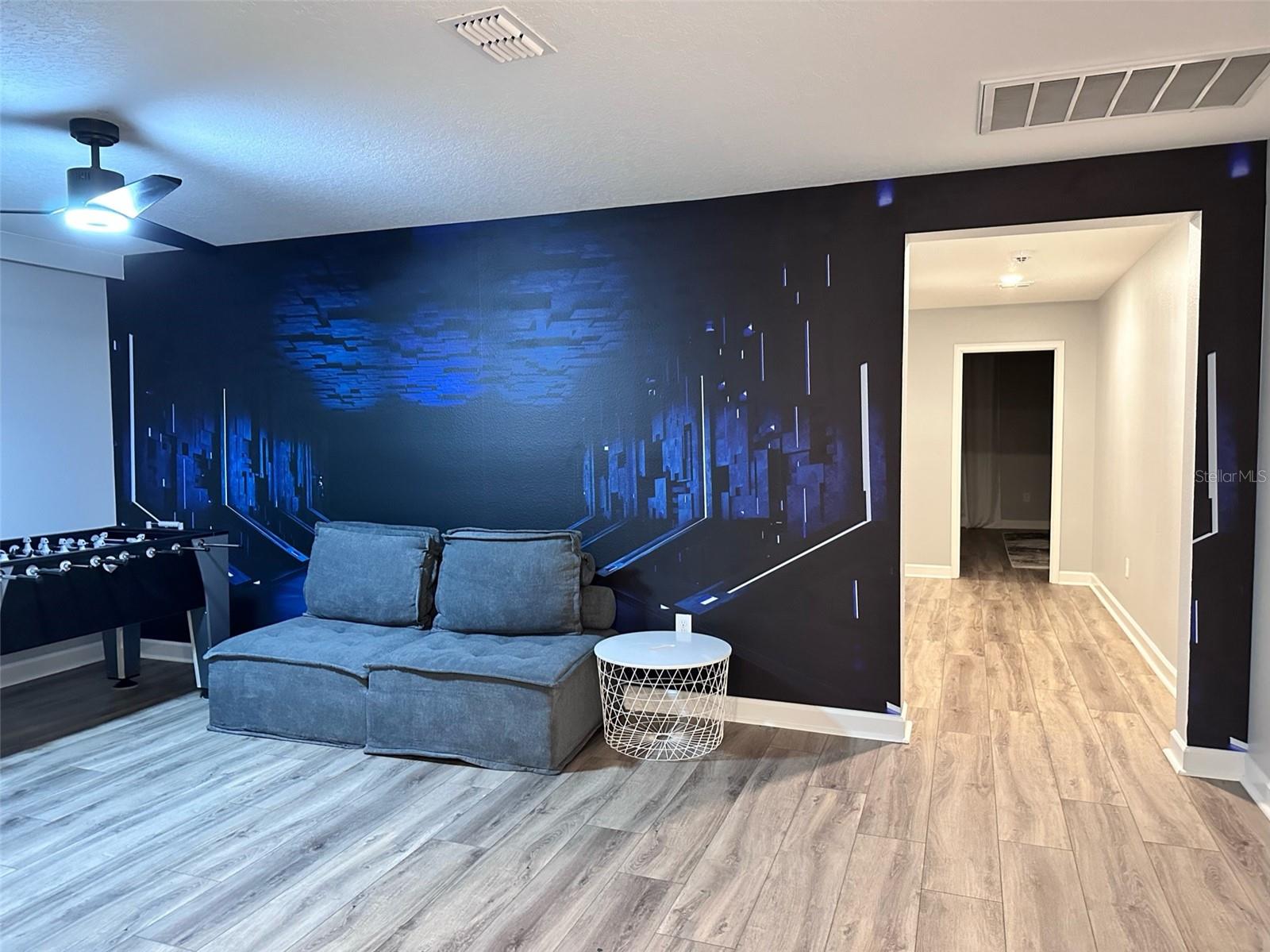 STOREY LAKE - Residential