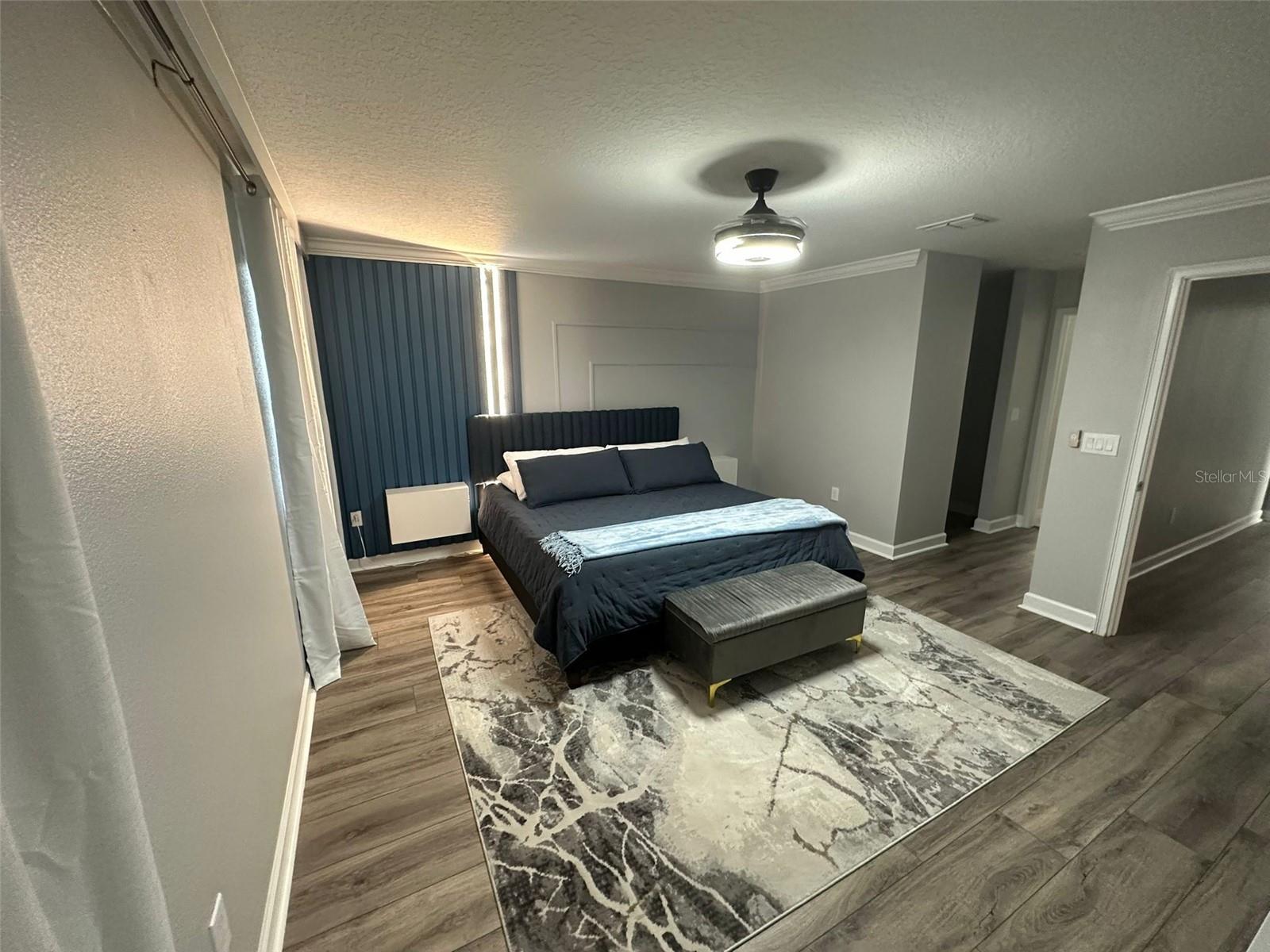 STOREY LAKE - Residential