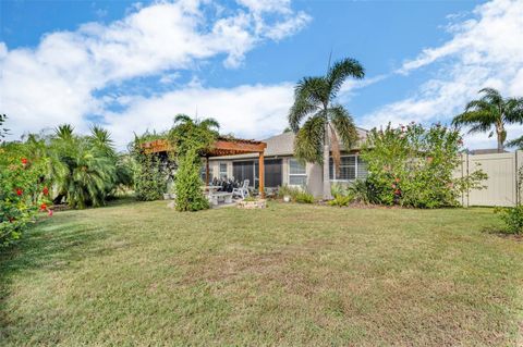 A home in WINTER HAVEN