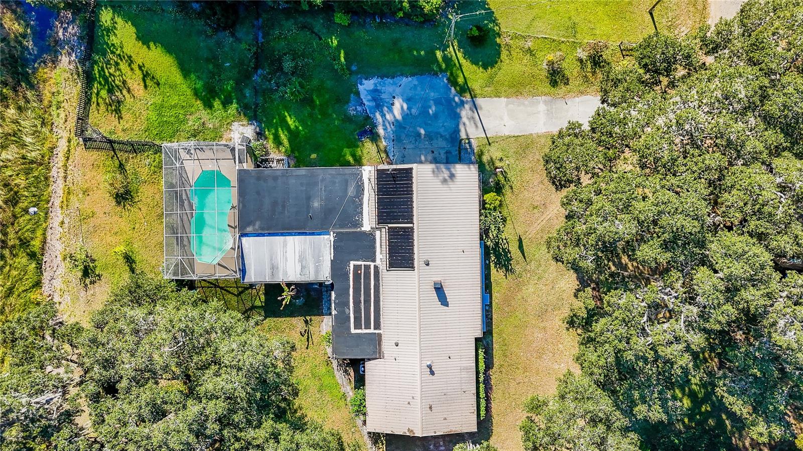 LAKE & FOREST CLUB - Residential