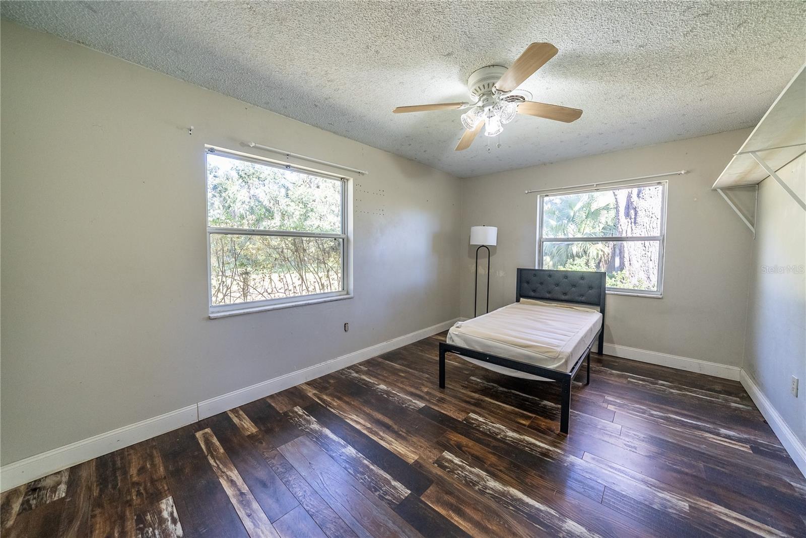 LAKE & FOREST CLUB - Residential