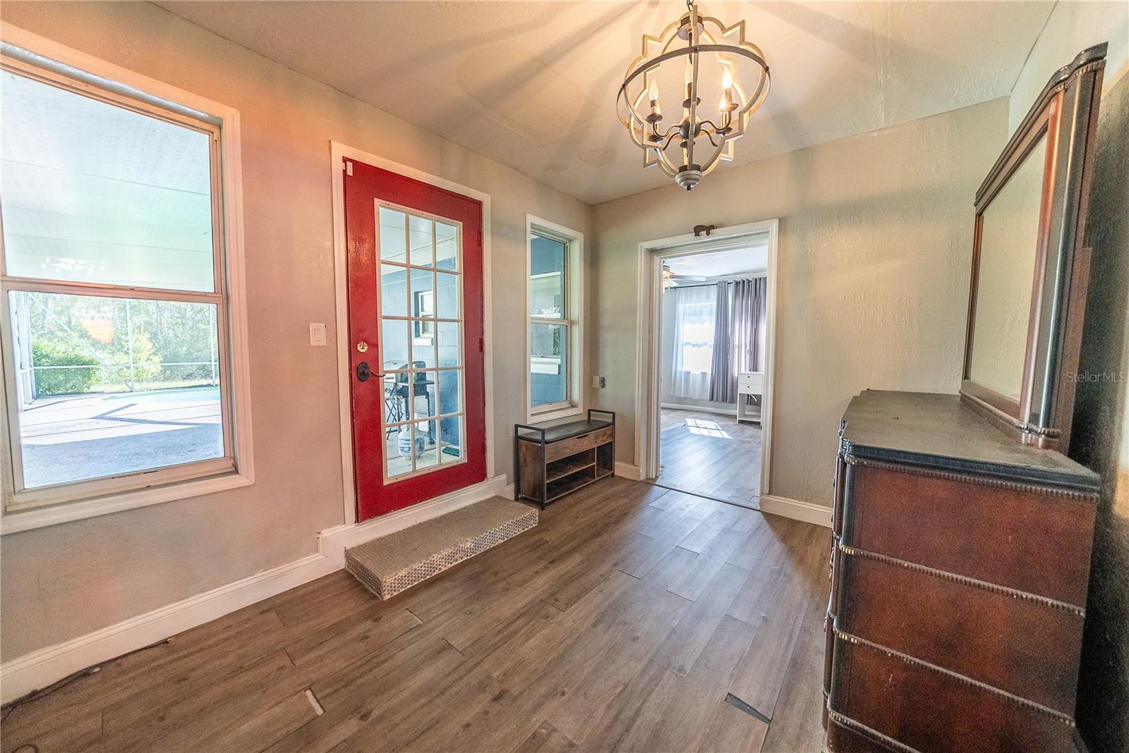 LAKE & FOREST CLUB - Residential