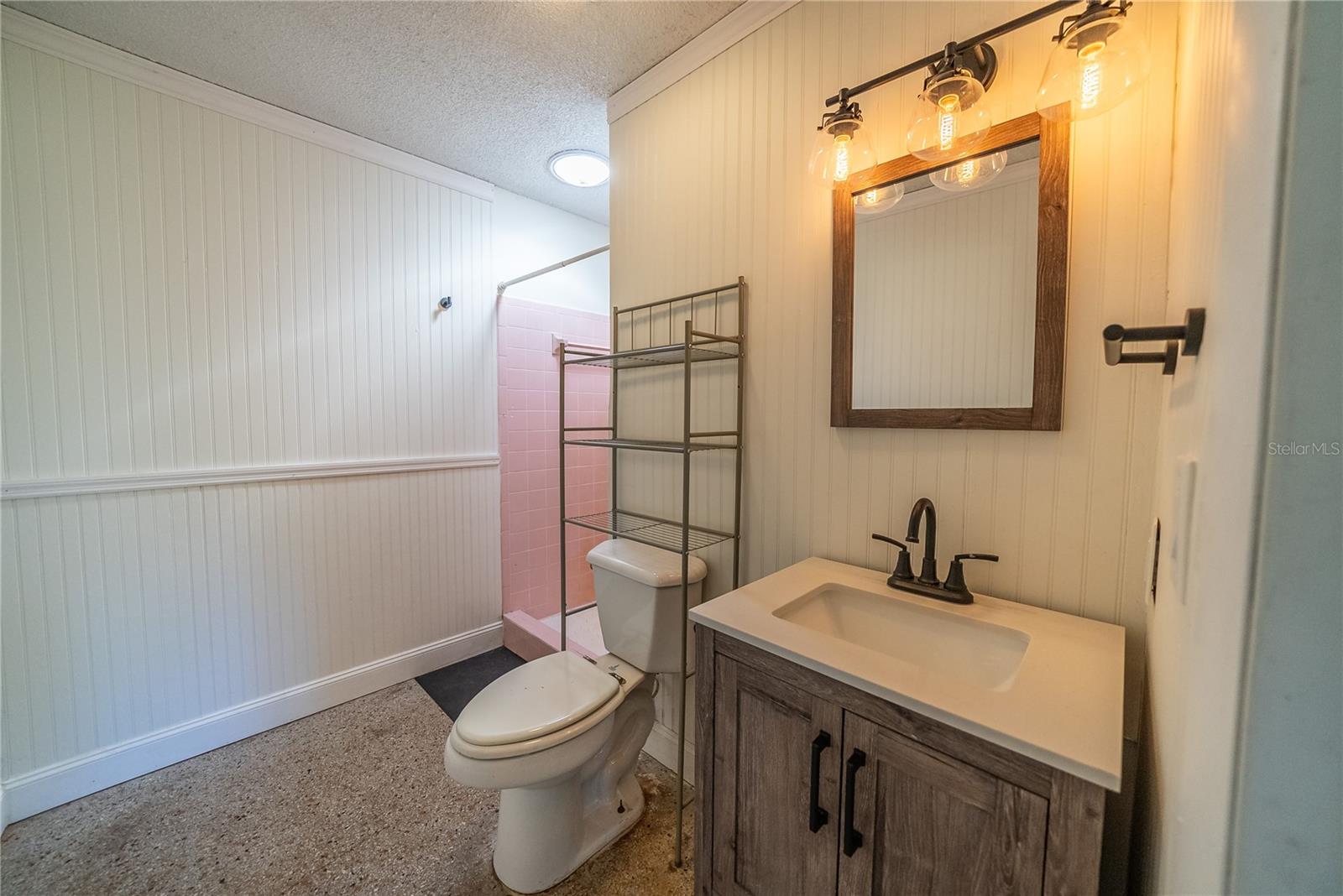 LAKE & FOREST CLUB - Residential