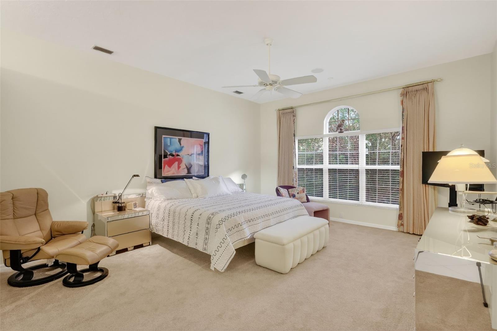 VILLAS AT EAGLES POINT - Residential