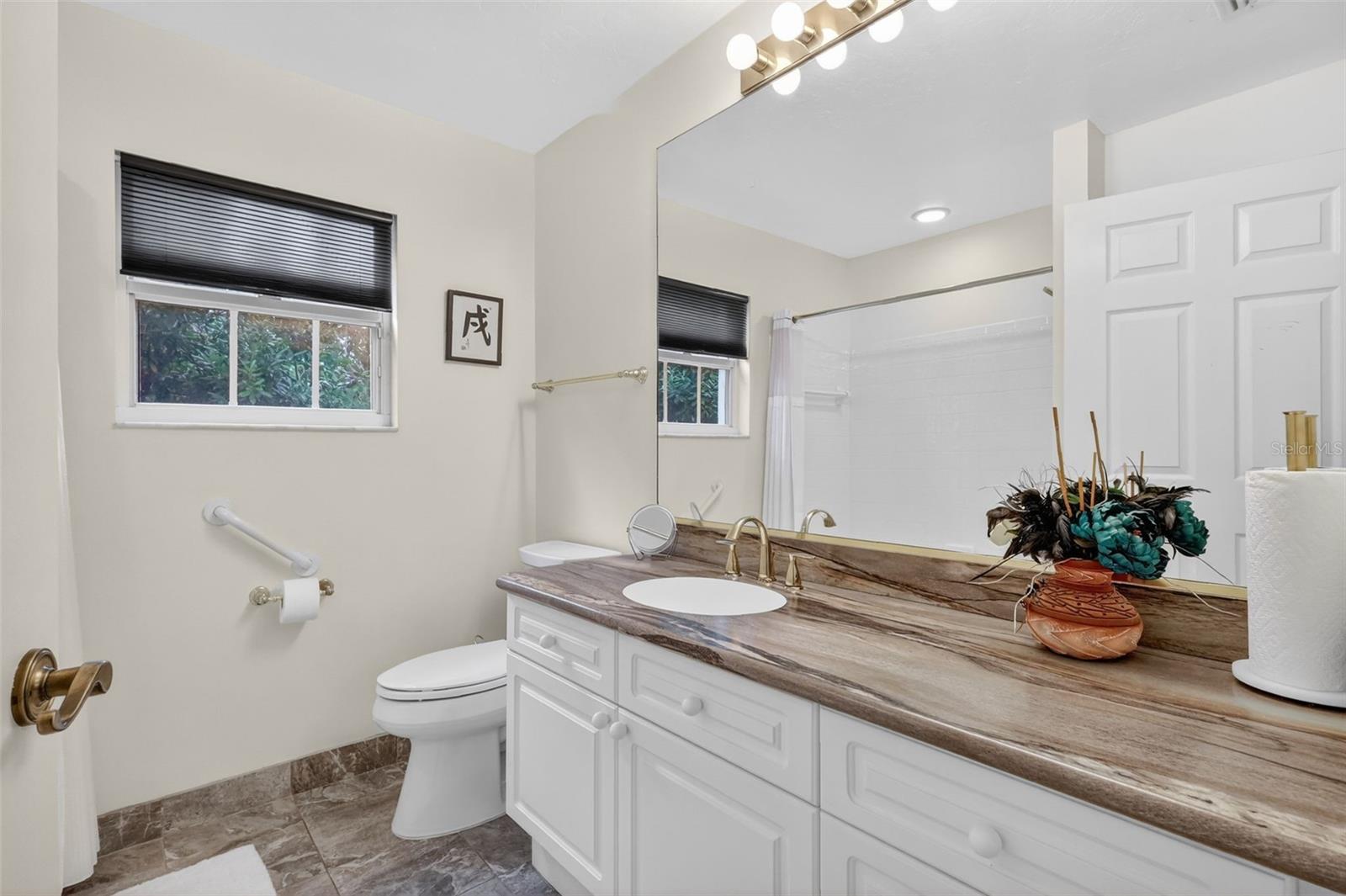 VILLAS AT EAGLES POINT - Residential