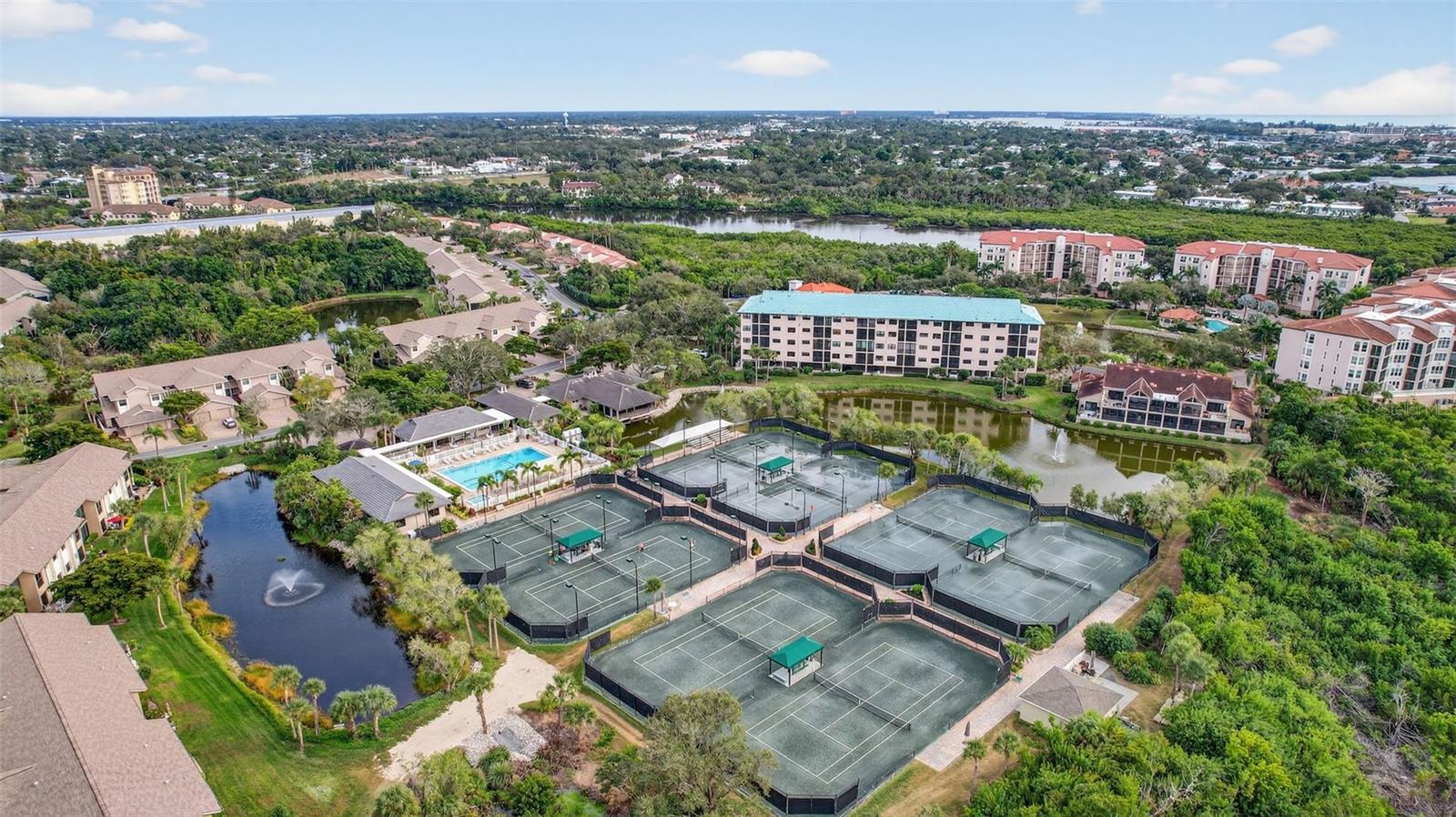 VILLAS AT EAGLES POINT - Residential