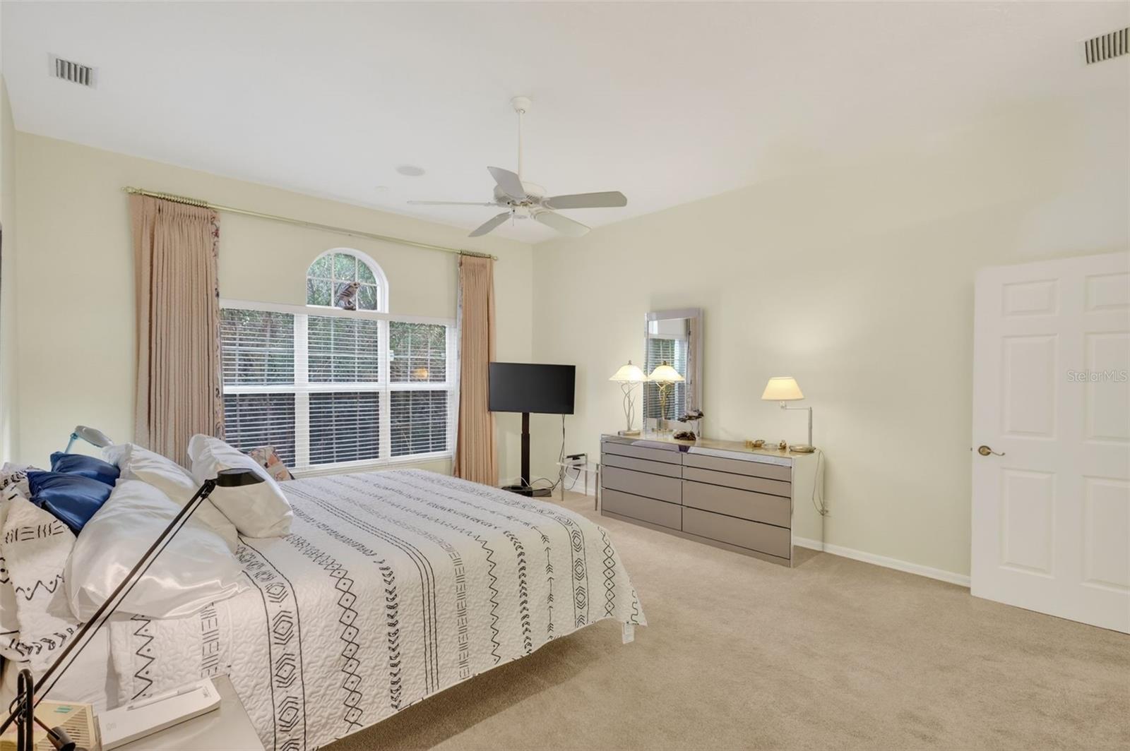 VILLAS AT EAGLES POINT - Residential