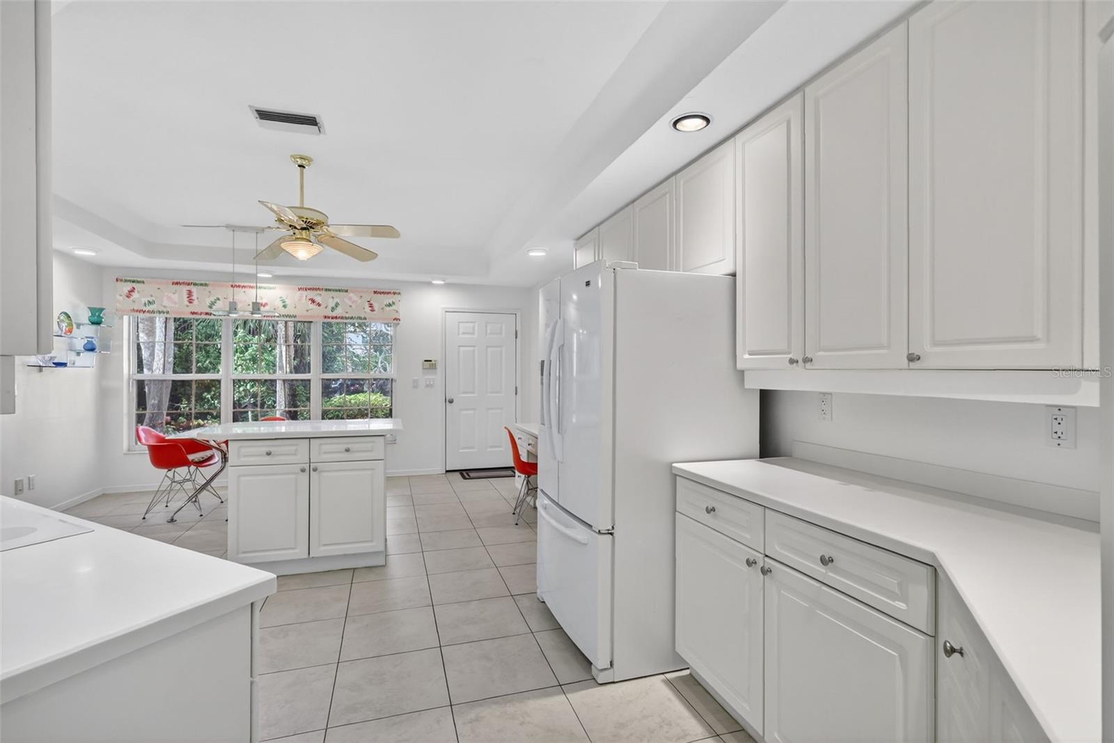 VILLAS AT EAGLES POINT - Residential