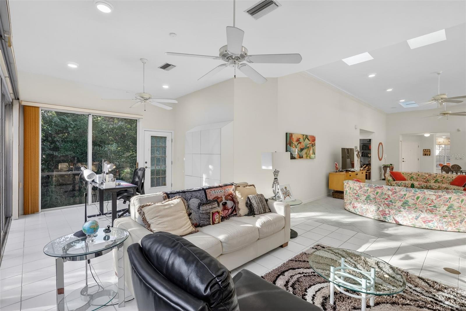 VILLAS AT EAGLES POINT - Residential