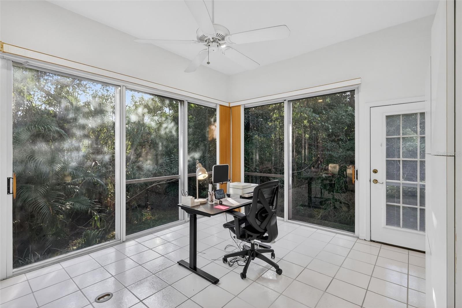 VILLAS AT EAGLES POINT - Residential