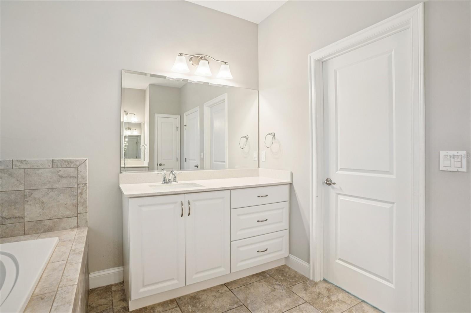 VENETIAN BAY PH 1B UNIT 02 - Residential