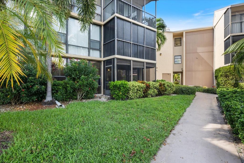 Photo of 612 Bird Bay Drive S #118, Venice, FL 34285 (MLS # N6143605)