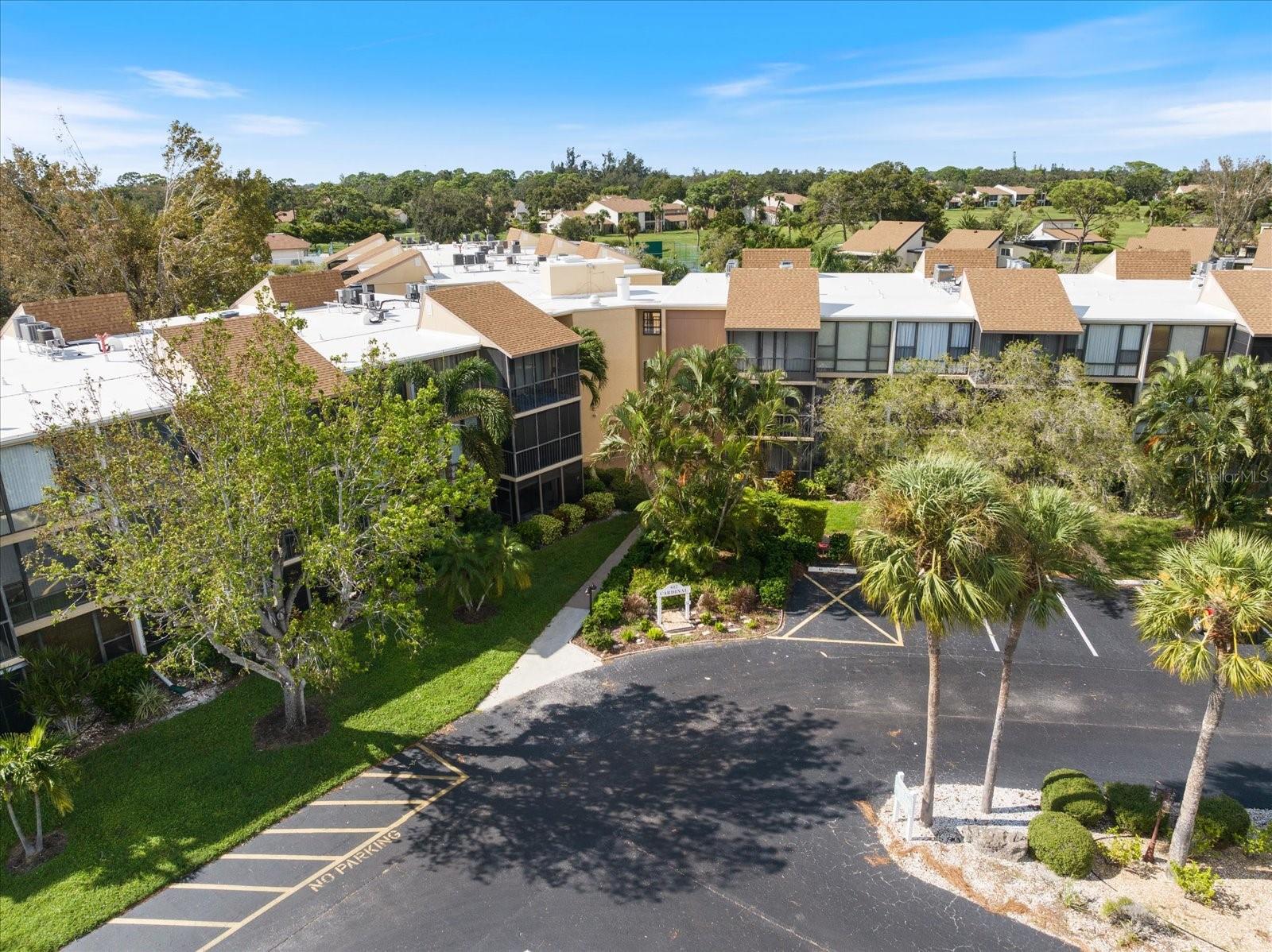 CARDINAL CONDO APTS - Residential