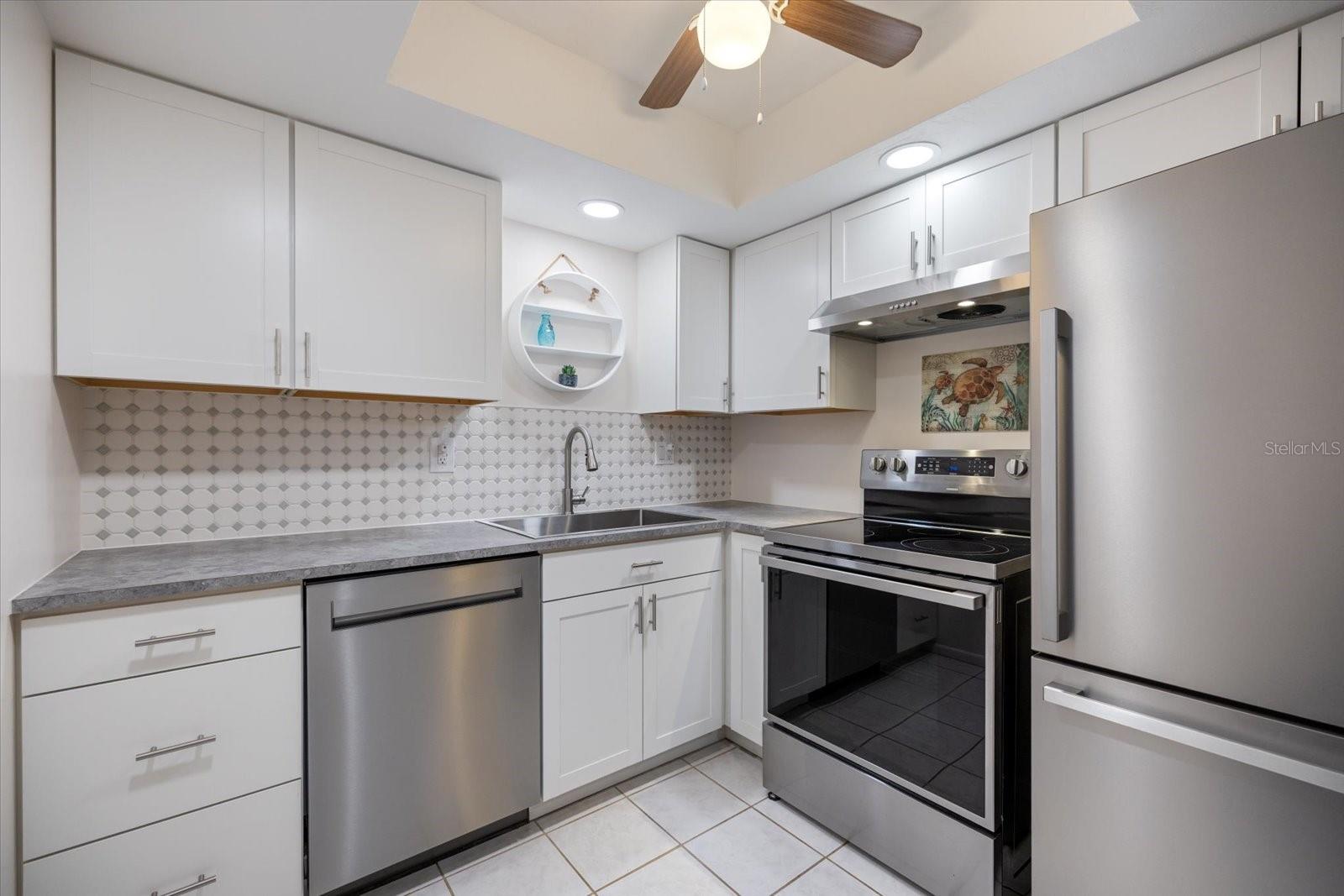 CARDINAL CONDO APTS - Residential