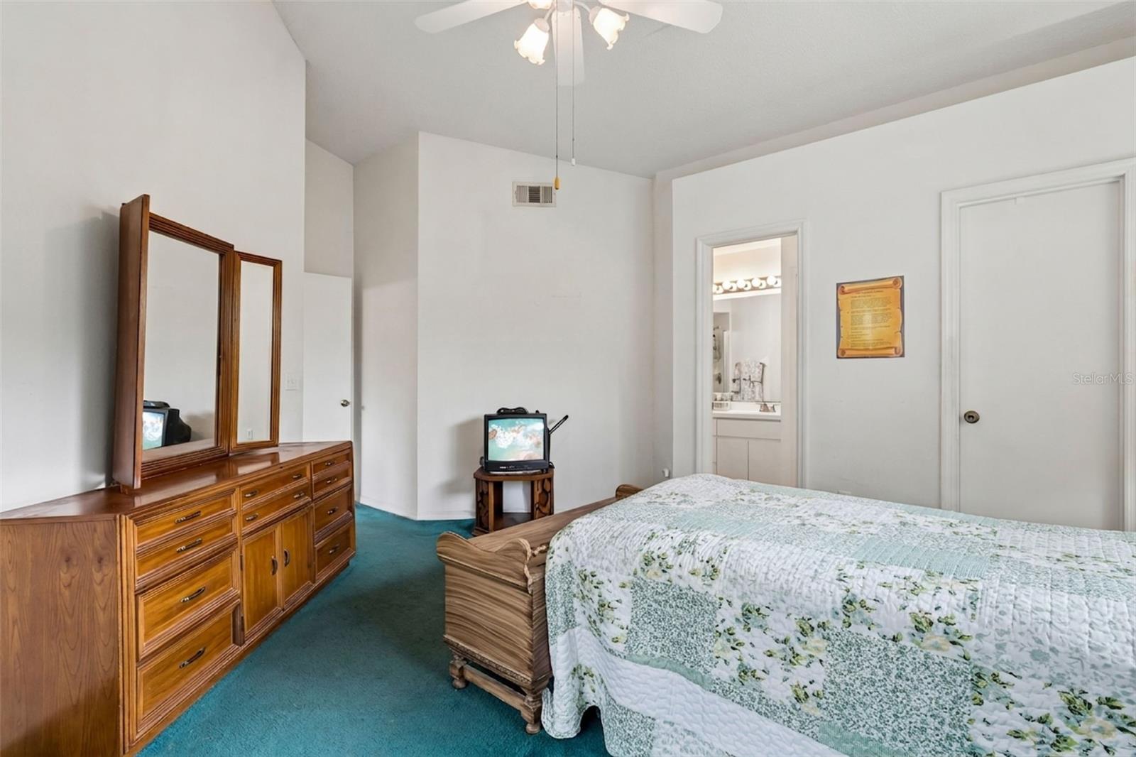 CONCORD WOODS VILLAGE SEC 1 - Residential