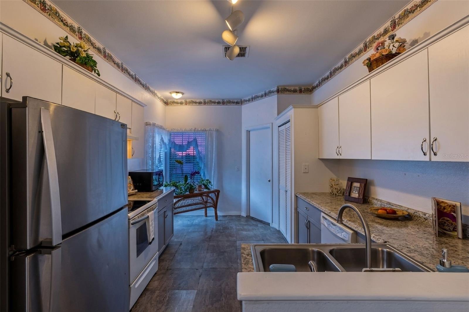 CONCORD WOODS VILLAGE SEC 1 - Residential