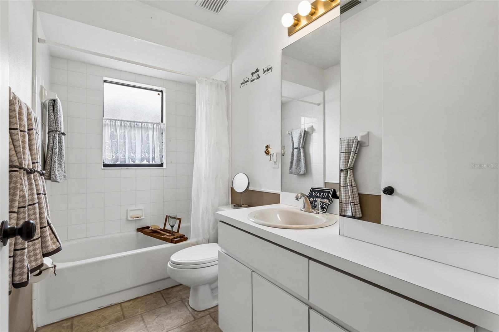 CONCORD WOODS VILLAGE SEC 1 - Residential