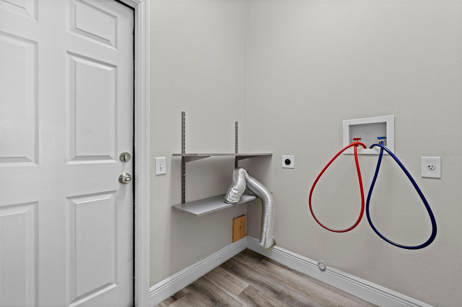 SPRING HILL - Residential