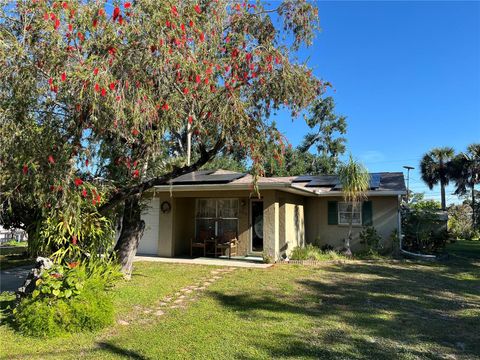 A home in PORT CHARLOTTE