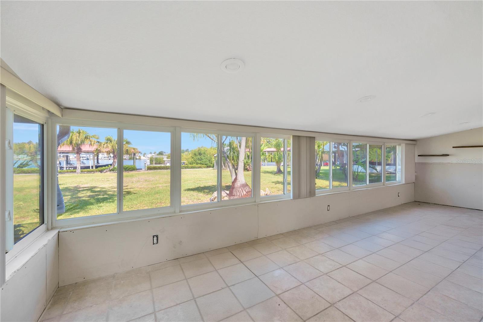8839 W MILLPOINT ROAD