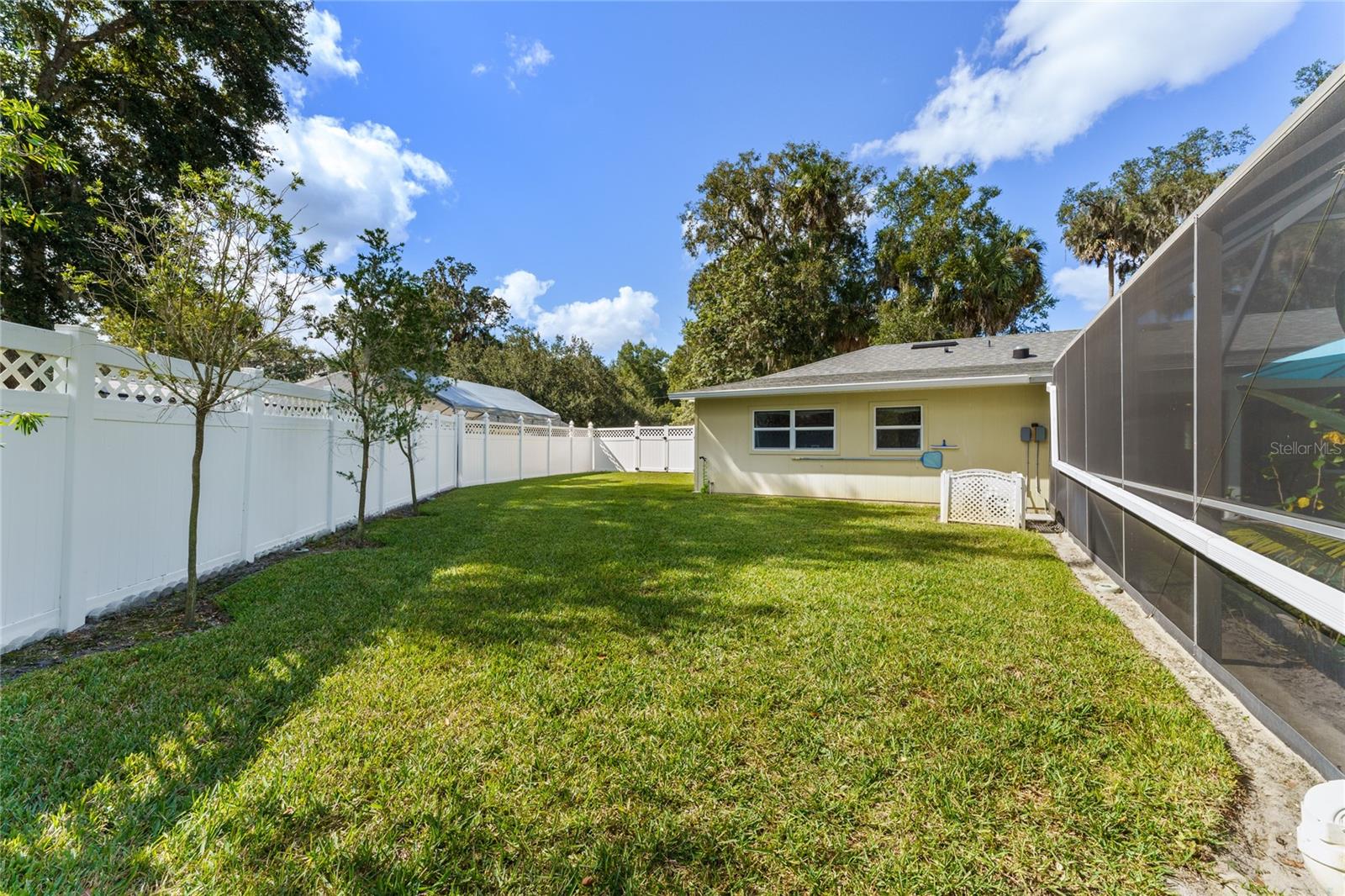 MEAD MANOR UNIT 3 - Residential