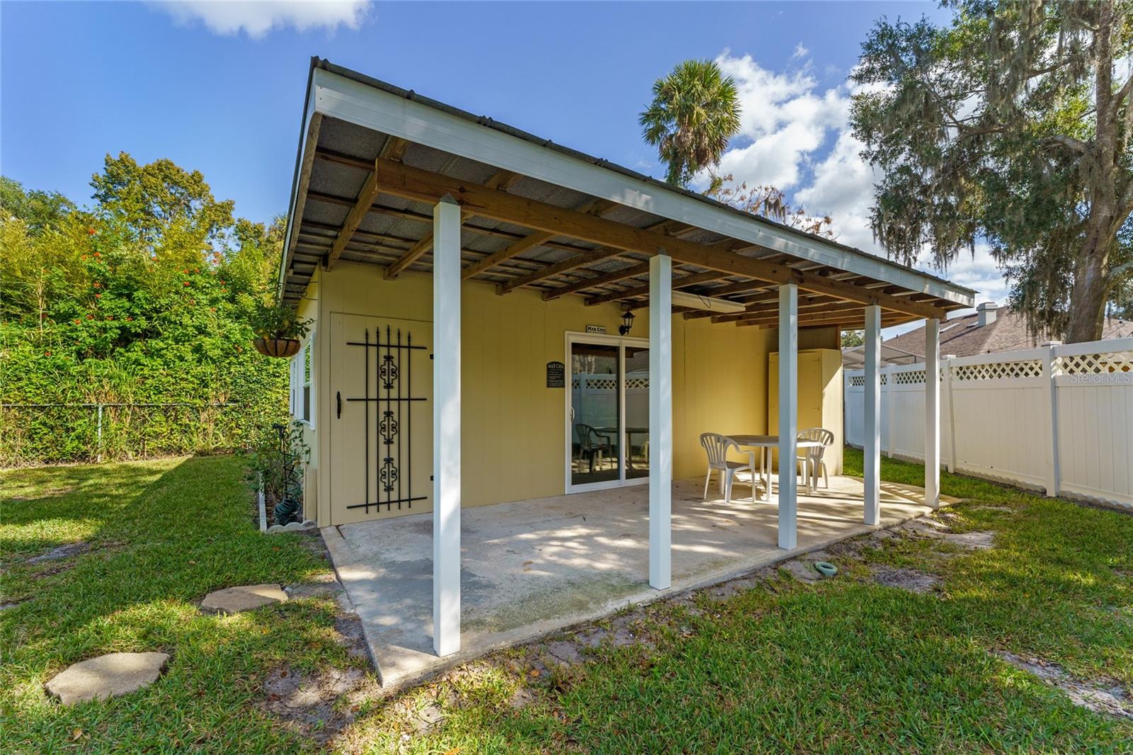 MEAD MANOR UNIT 3 - Residential