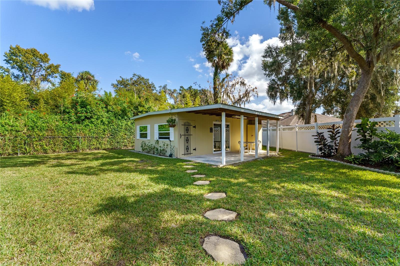 MEAD MANOR UNIT 3 - Residential