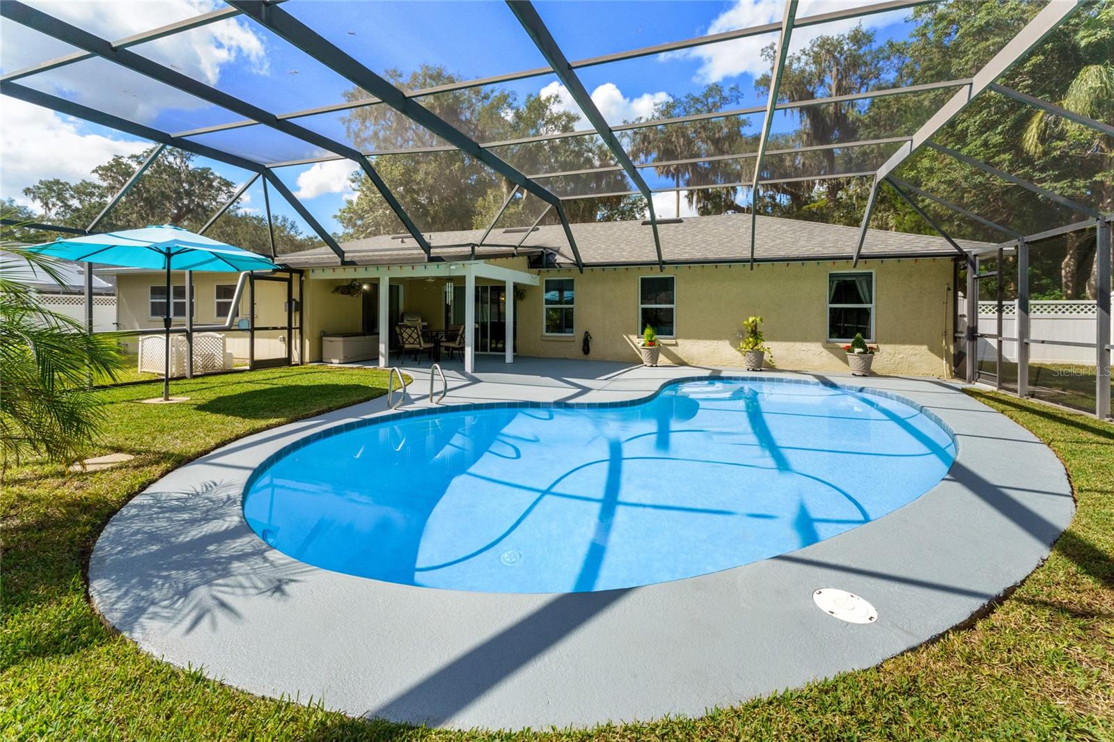 MEAD MANOR UNIT 3 - Residential