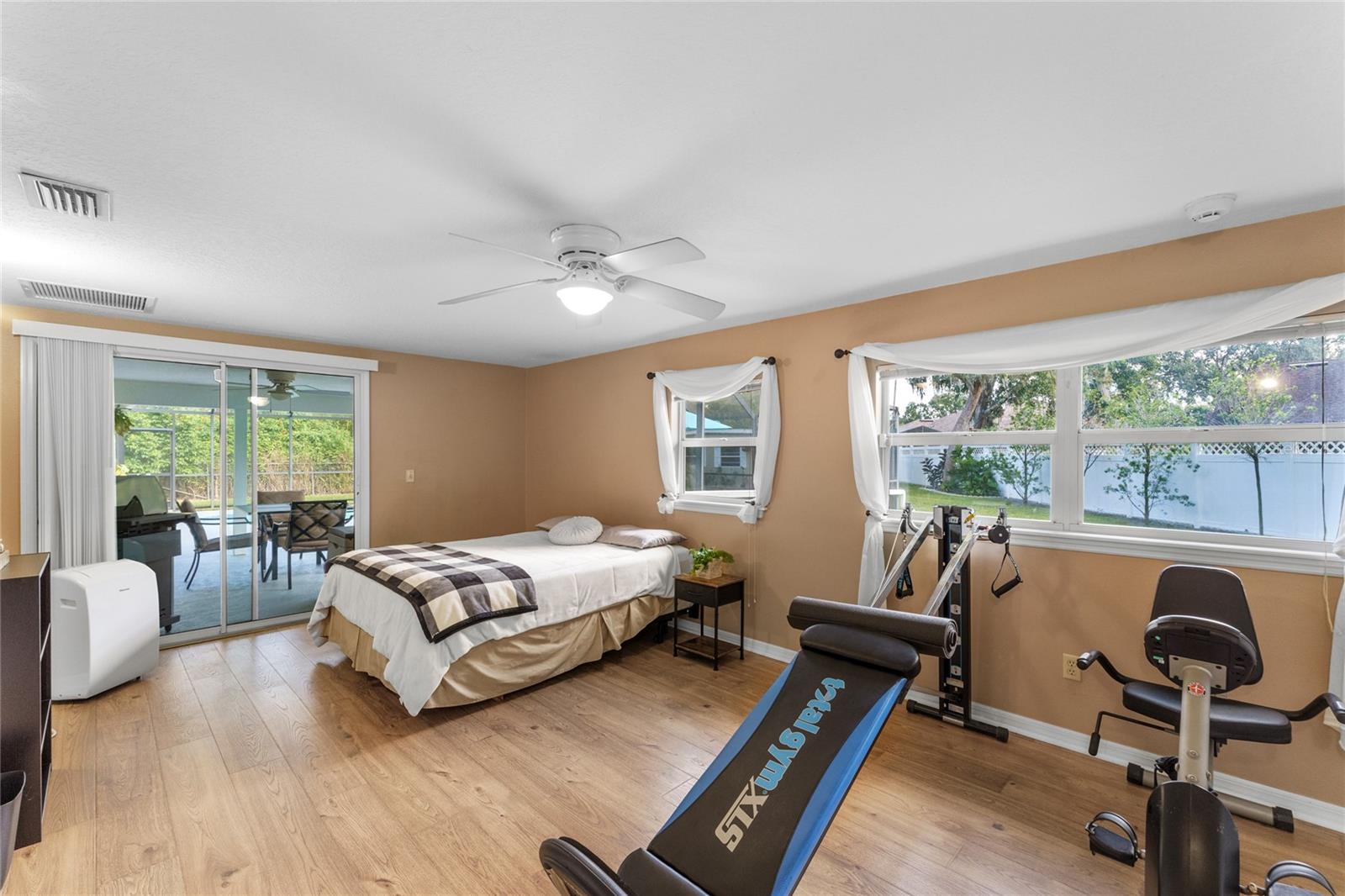 MEAD MANOR UNIT 3 - Residential