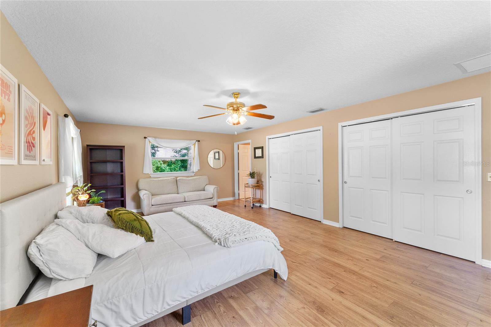 MEAD MANOR UNIT 3 - Residential