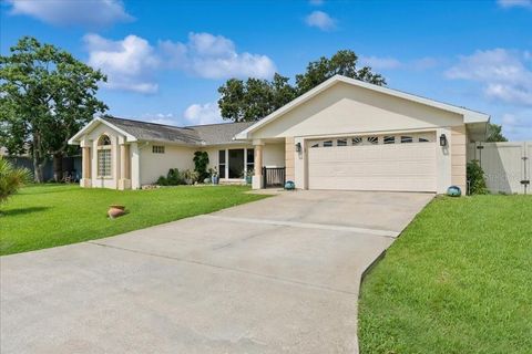 Photo of 16 S Claymont Court S, Palm Coast, FL 32137 (MLS # FC309979)