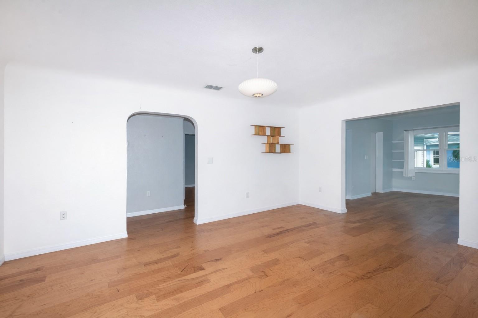 VILLA HOLLINGSWORTH SUB - Residential