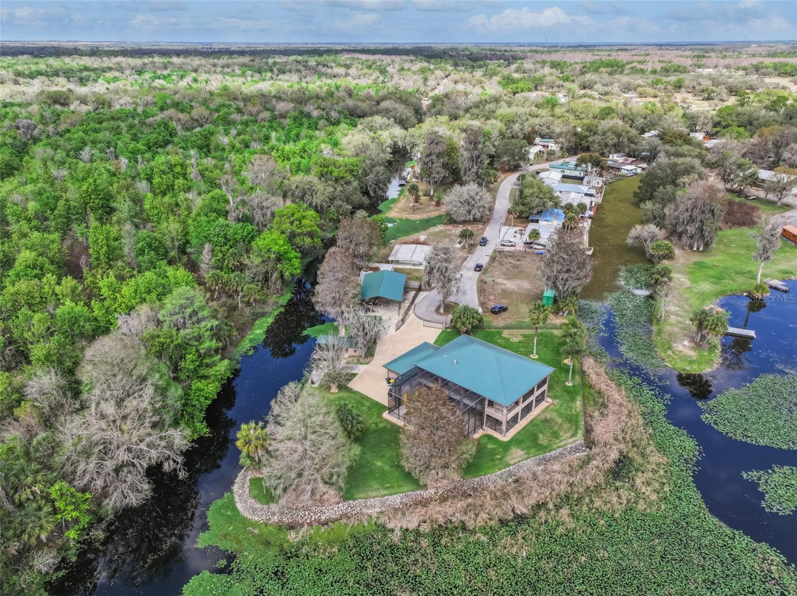 CHERRY POCKET - Residential