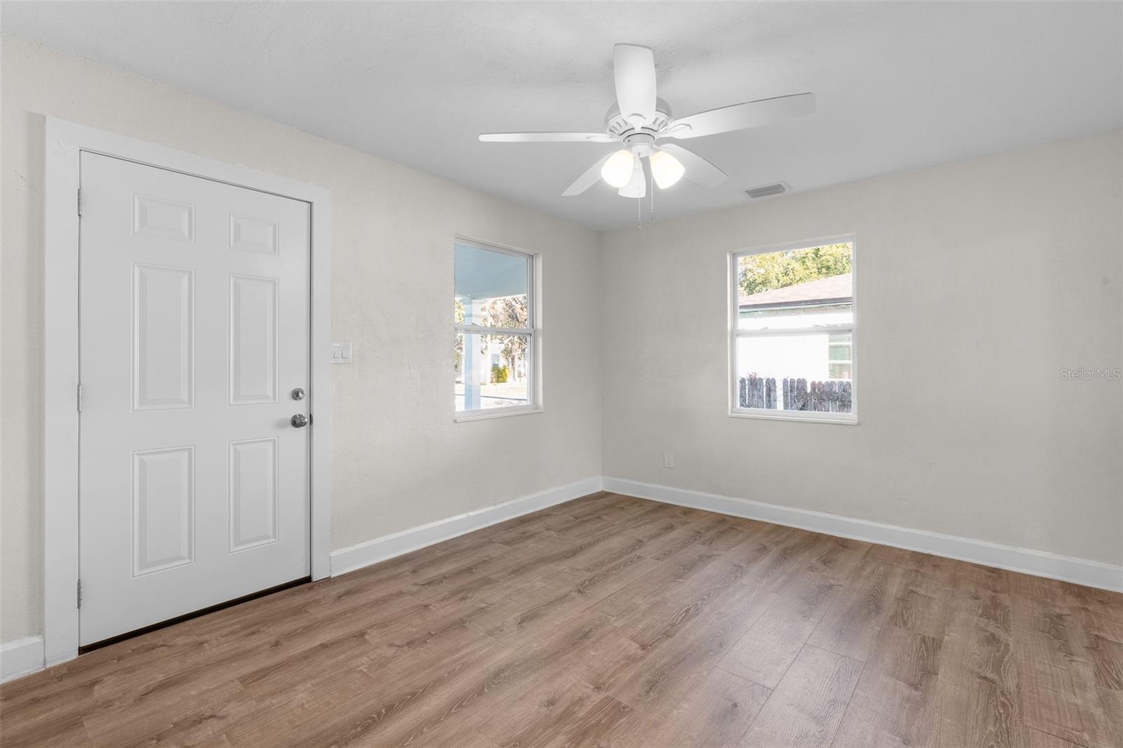 GLENWOOD PARK - Residential