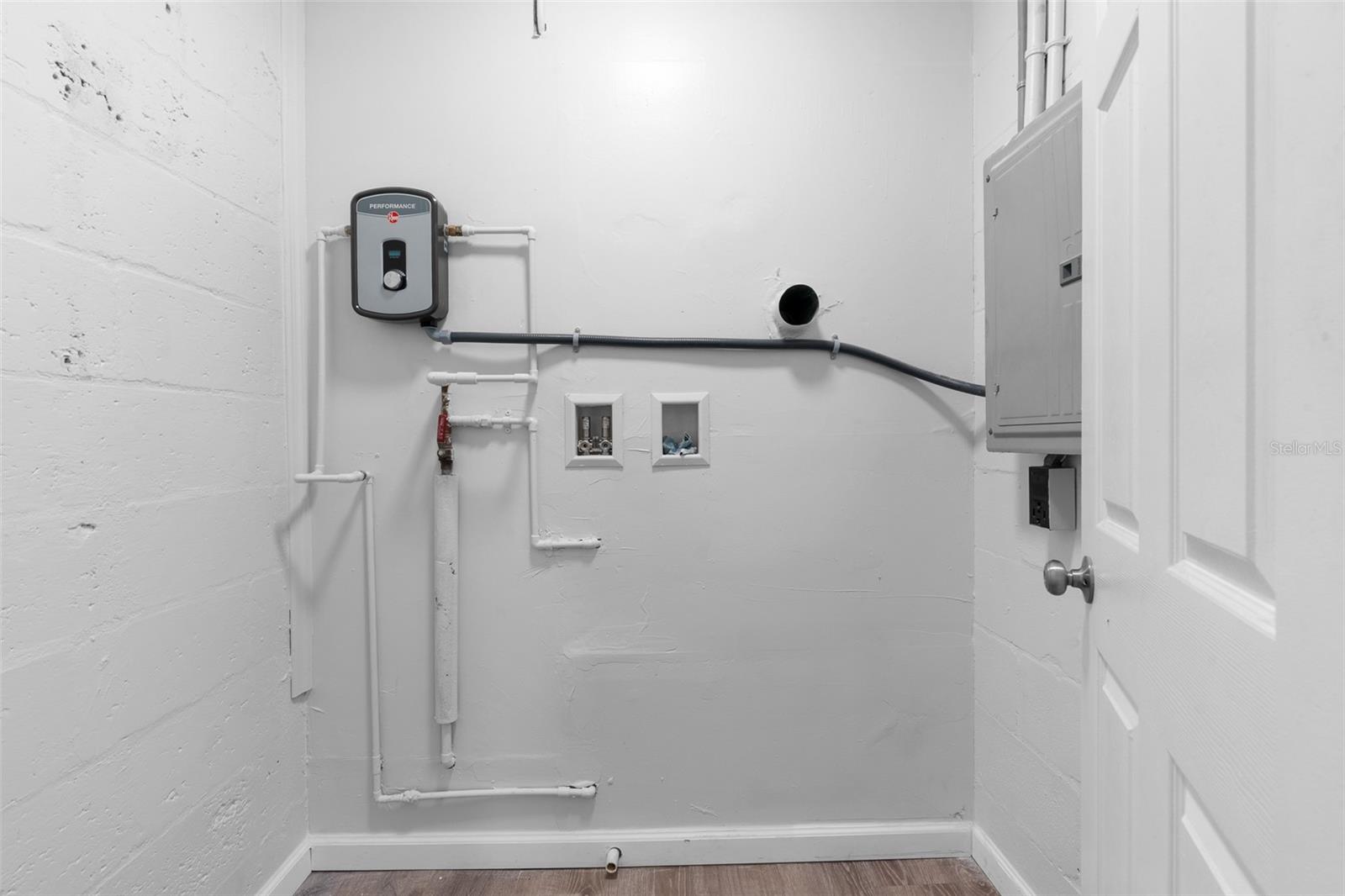 GLENWOOD PARK - Residential