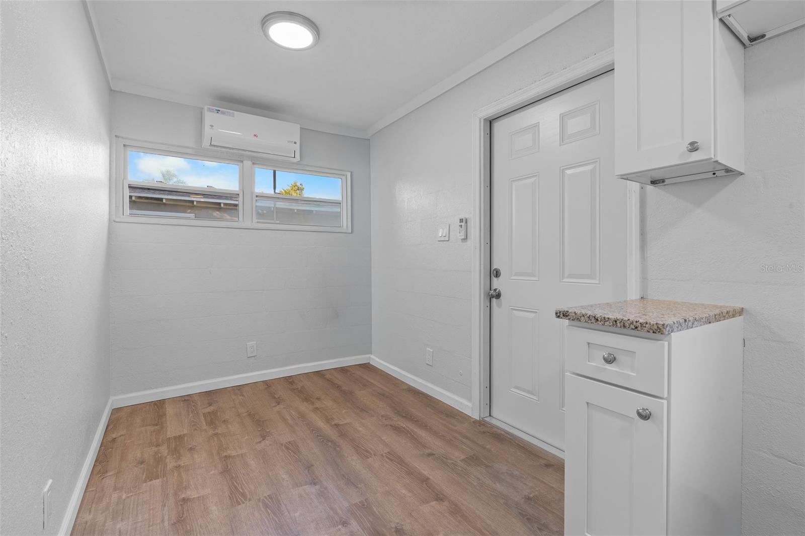 GLENWOOD PARK - Residential