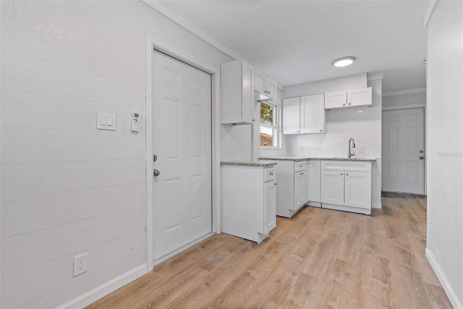 GLENWOOD PARK - Residential