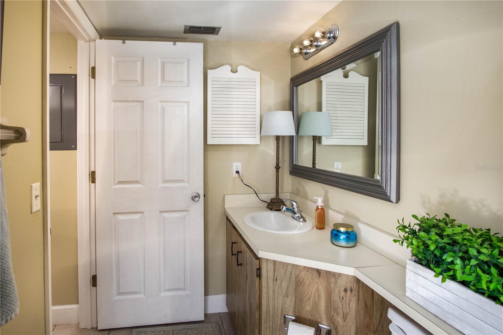 LANDINGS WITHLACOOCHEE OR 1272/1072 - Residential
