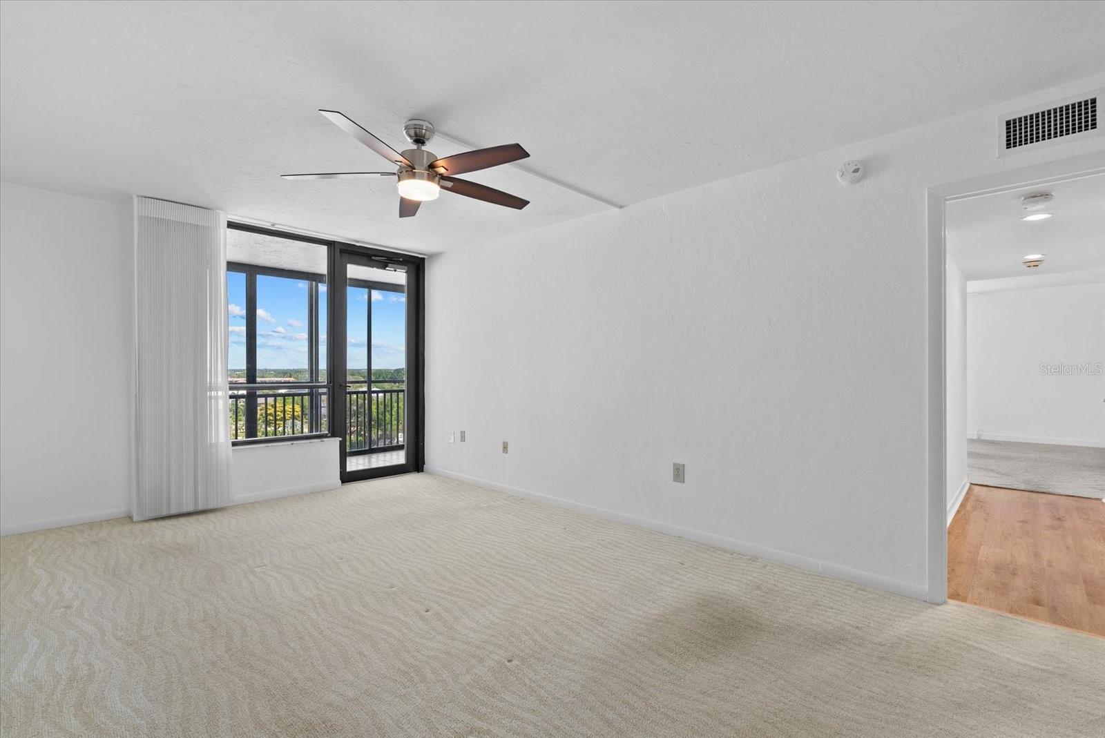VALENCIA CONDO APTS - Residential