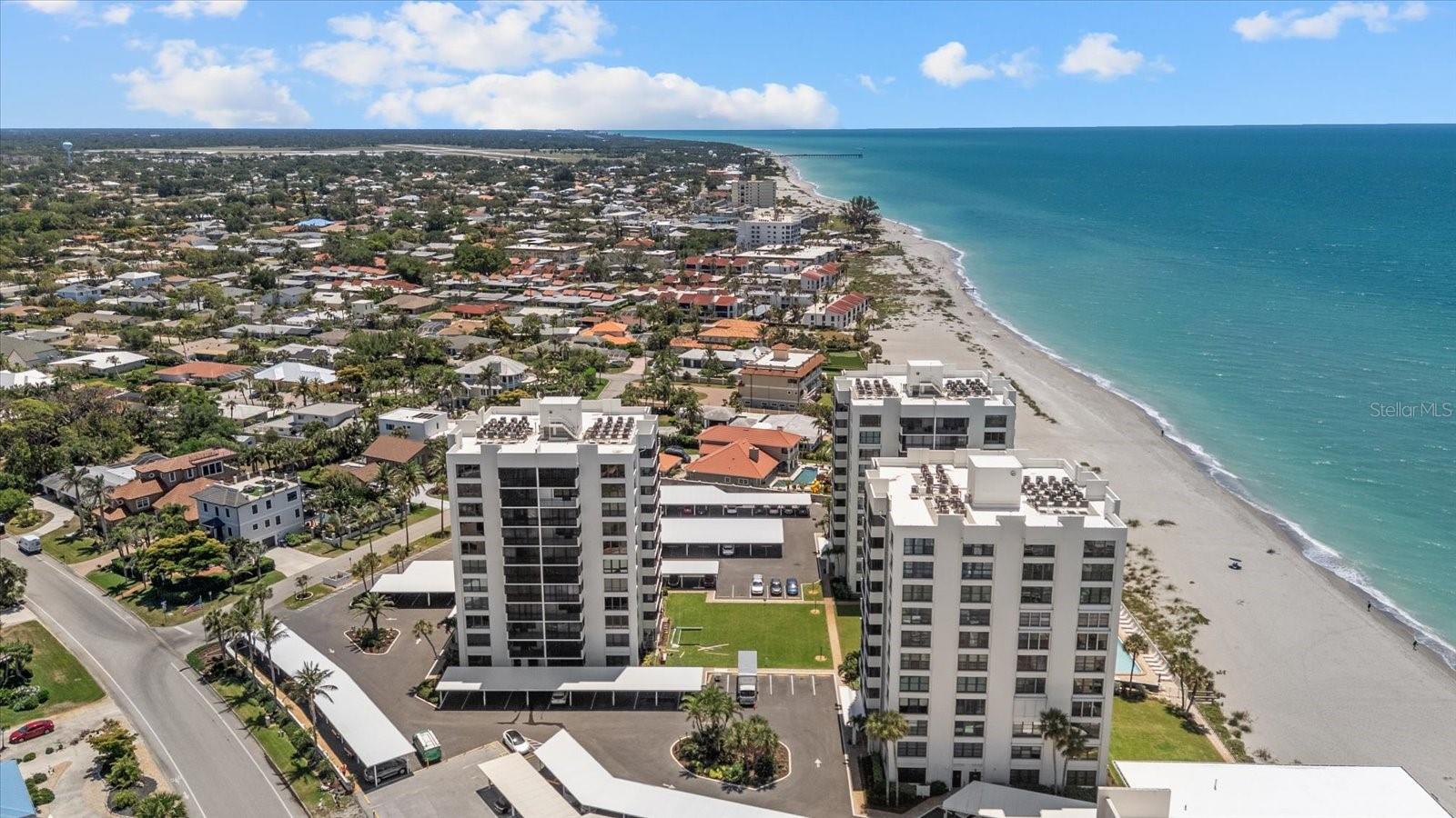 VALENCIA CONDO APTS - Residential