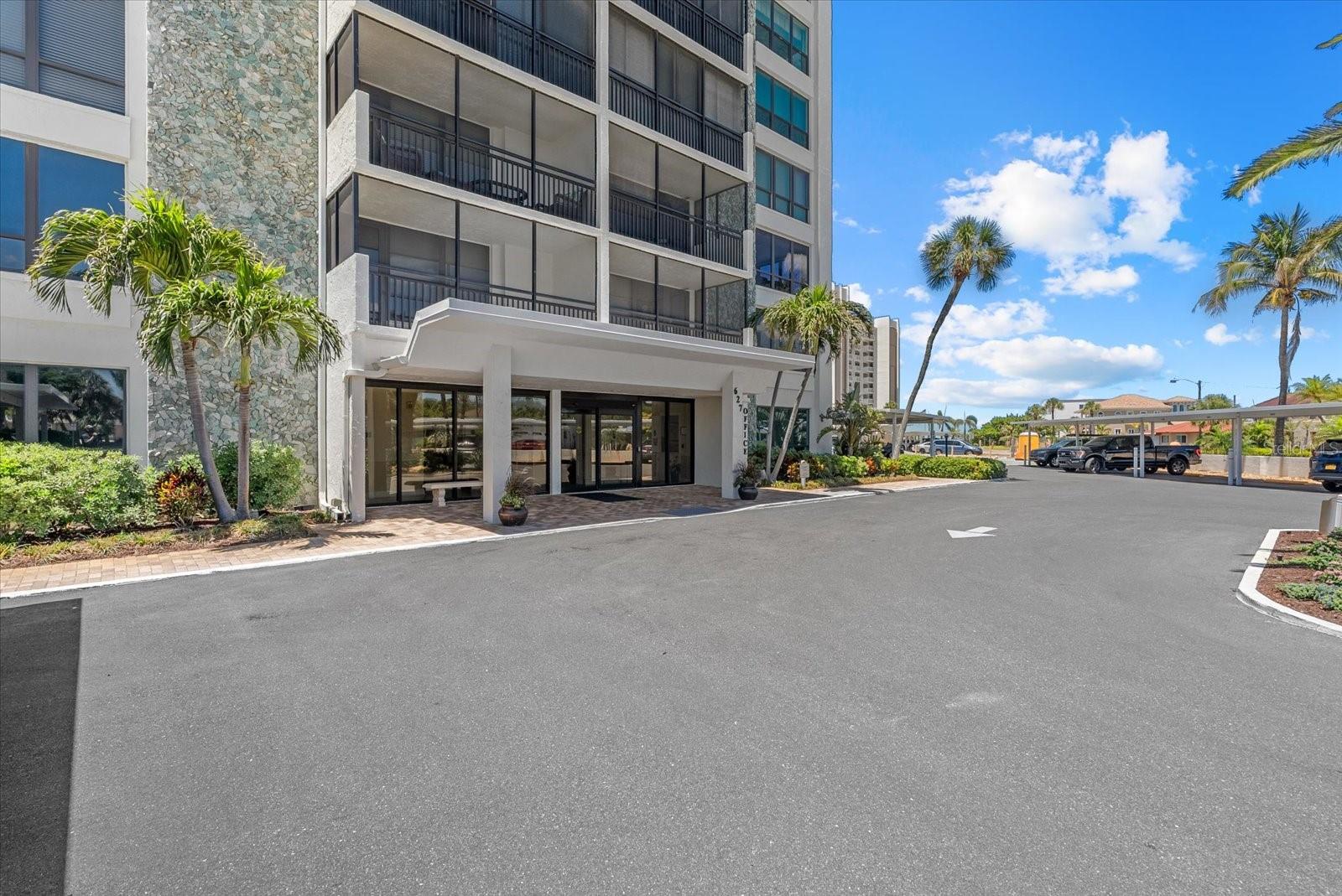 VALENCIA CONDO APTS - Residential