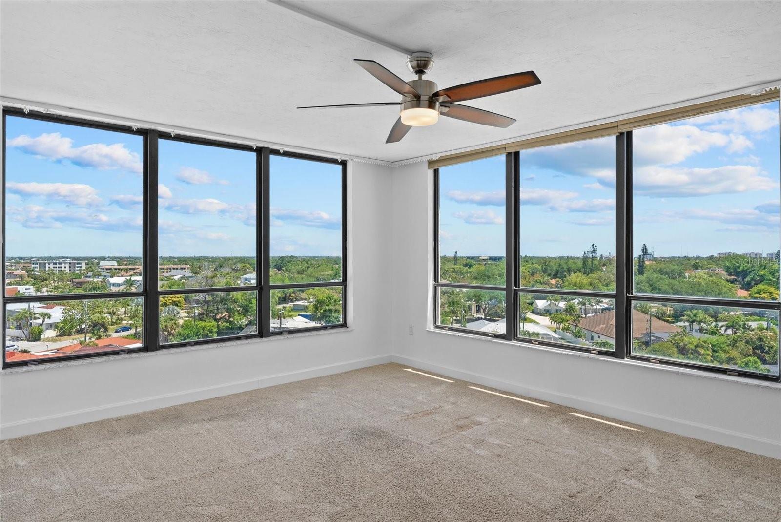 VALENCIA CONDO APTS - Residential
